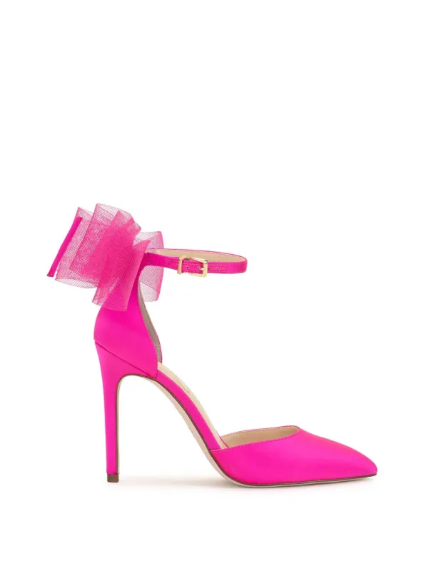 Phindies Pump in Valley Pink sold by Jessica Simpson