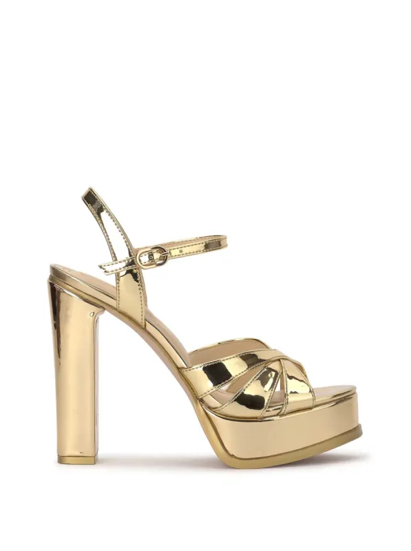 Giddings Platform in Gold sold by Jessica Simpson