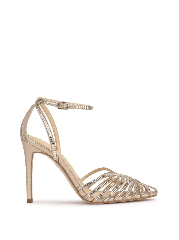 Paveri Pump in Champagne sold by Jessica Simpson