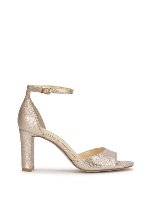 Luxcilla High Heel in Soft Gold made by Jessica Simpson