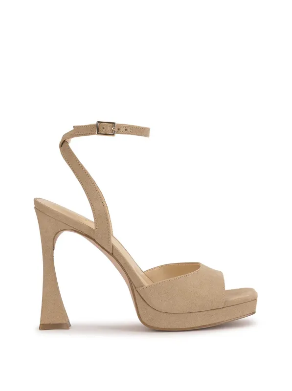 Jixte High Heel in Light Maple sold by Jessica Simpson