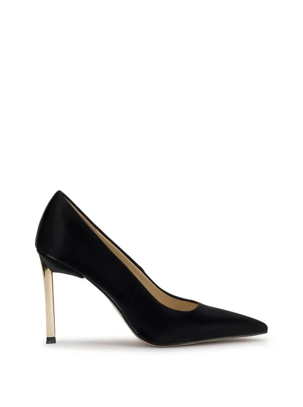 Kheloe Pump in Black sold by Jessica Simpson