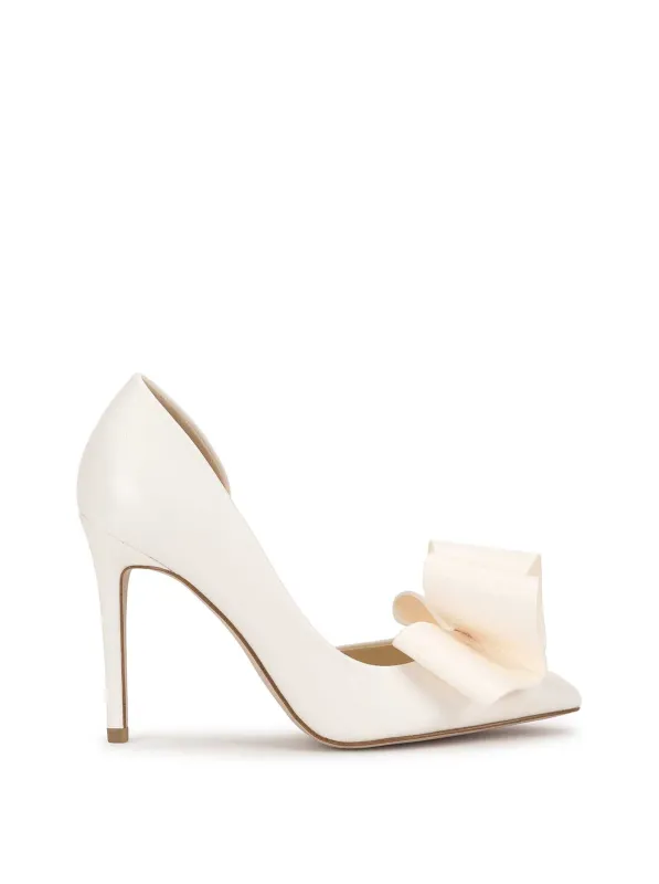 Penari High Heel in Soft Ivory sold by Jessica Simpson