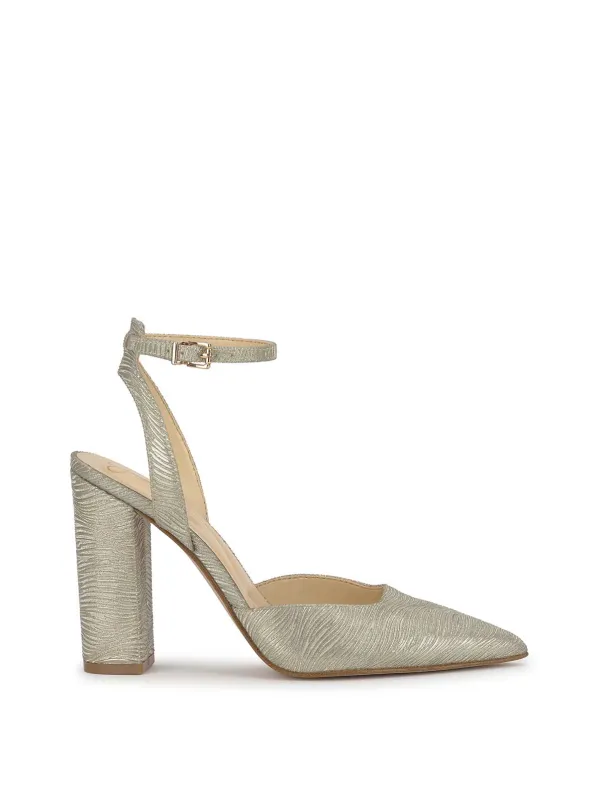 Nazela Pump in Light Gold sold by Jessica Simpson