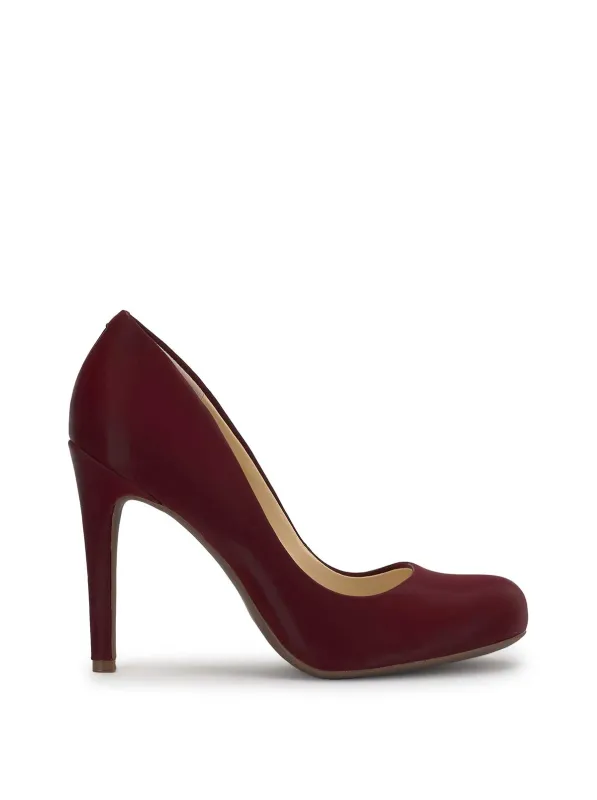 Calie Pump in Dark Cherry made by Jessica Simpson