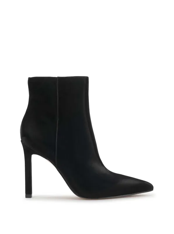 Debia High Heel Boot in Black made by Jessica Simpson