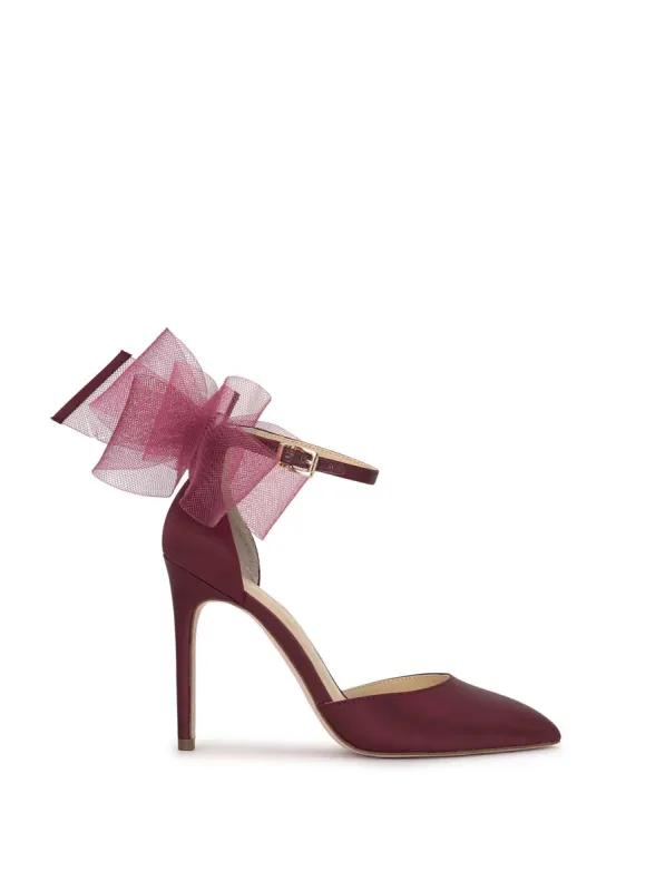 Phindies Pump in Berrilicious sold by Jessica Simpson