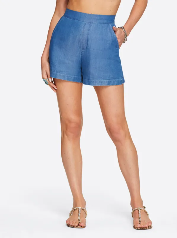 Jacinda Tailored Short in Lovey Dovey sold by Jessica Simpson