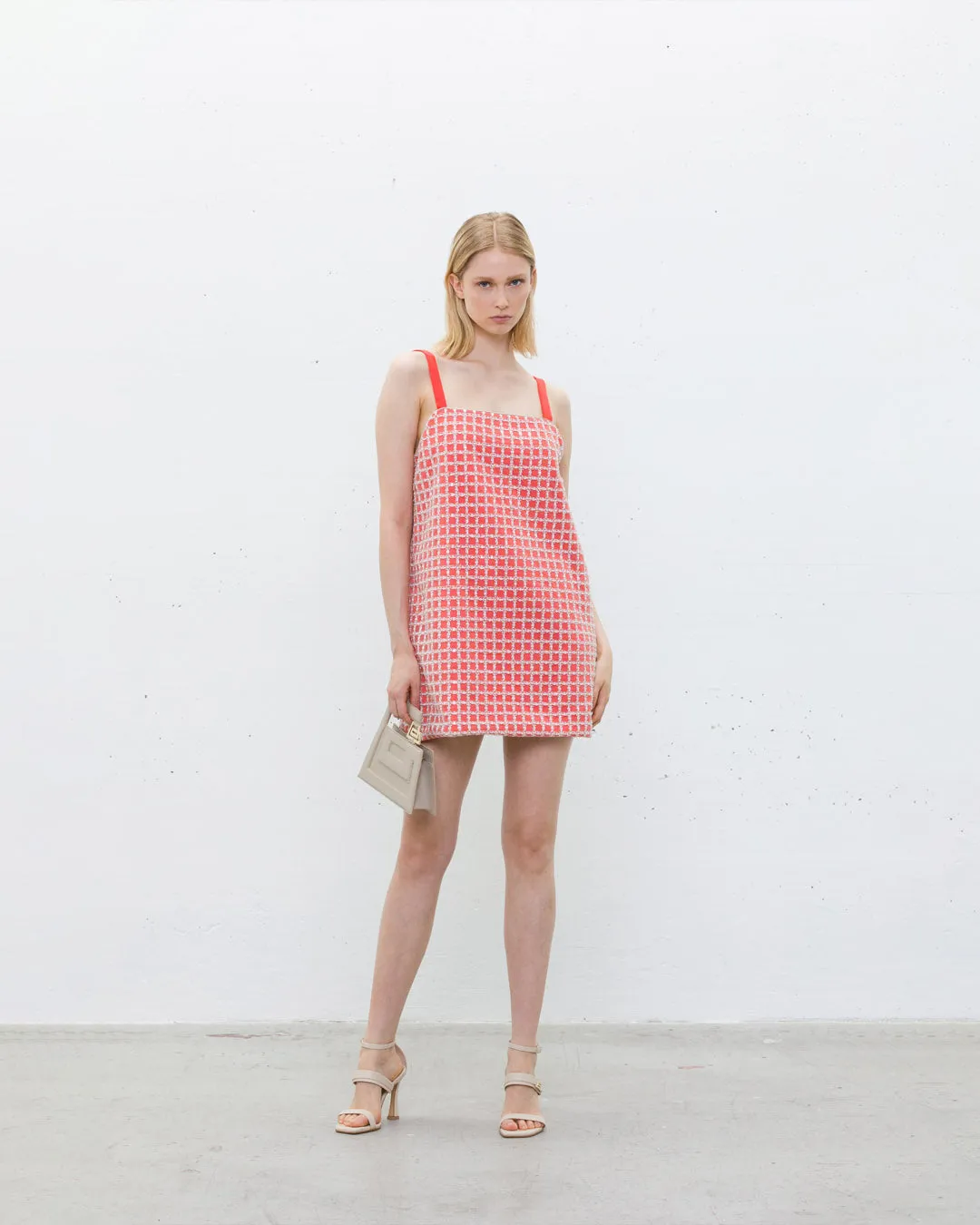 Abito mini retinato in paillettes sold by Jijil