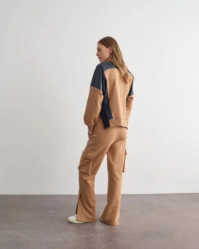 Felpa bicolor con inserti a contrasto sold by Jijil