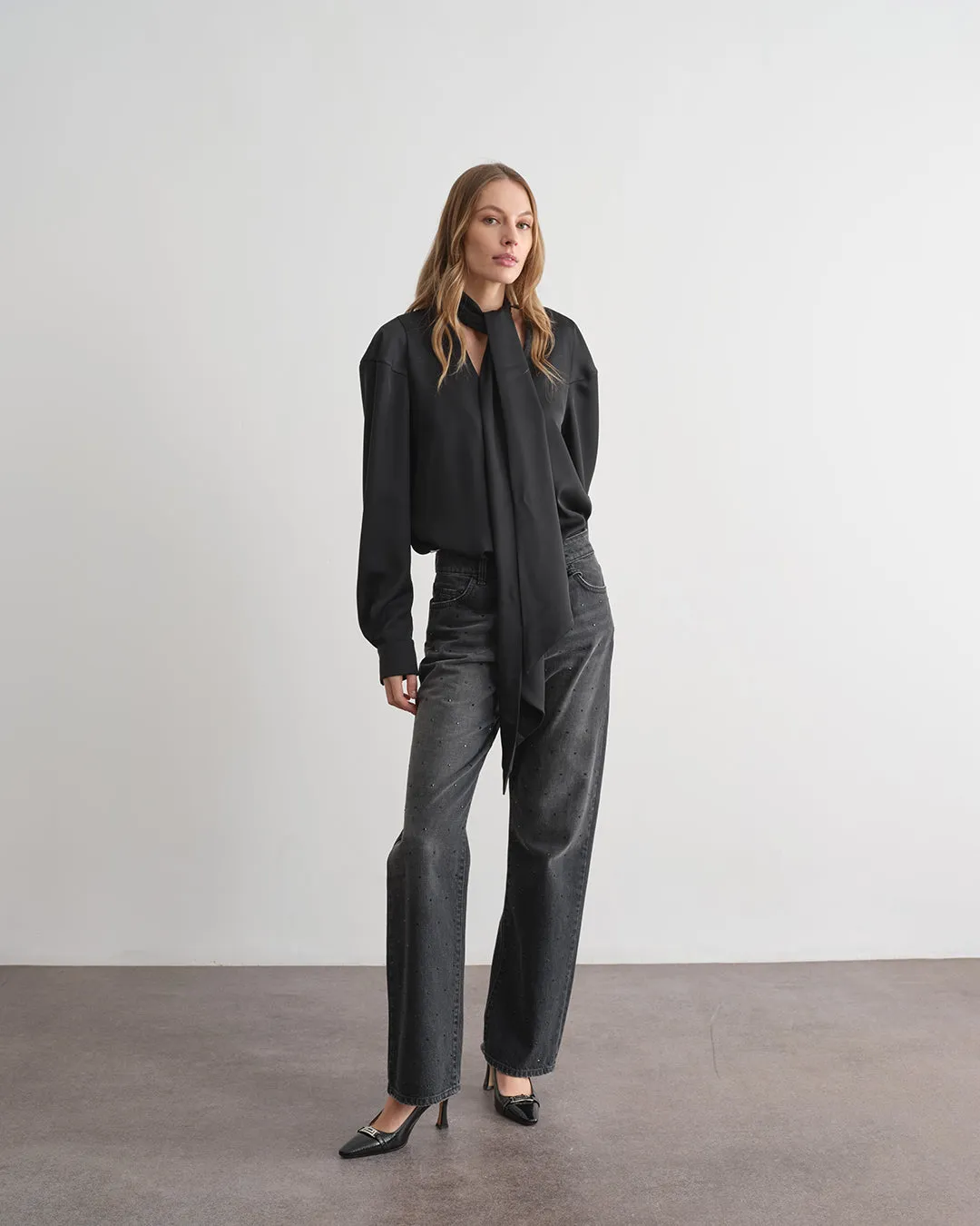 Blusa in tessuto tinta unita sold by Jijil product image thumbnail 2