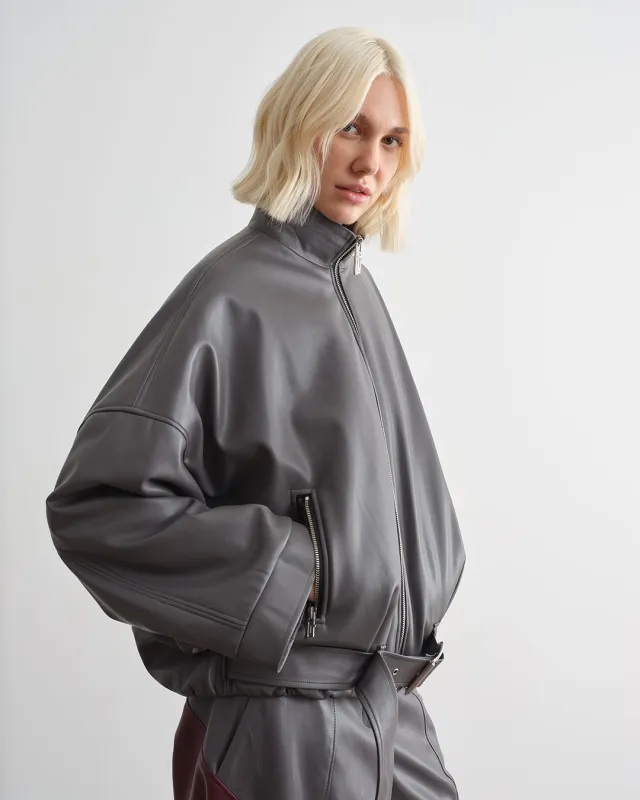Giacca bomber con maxi fibbia sold by Jijil