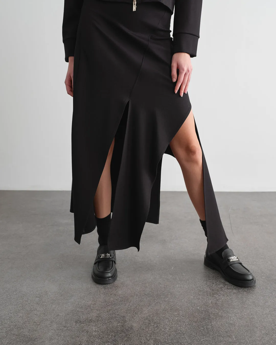 Gonna midi asimmetrica con spacchi sold by Jijil product image thumbnail 2