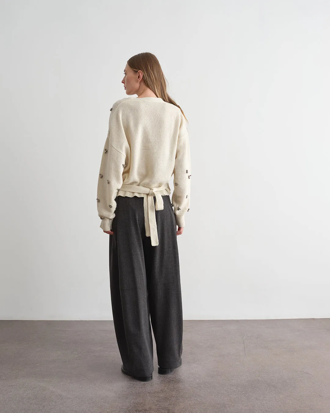 Cardigan incrociato con applicazione gioiello sold by Jijil product image thumbnail 2