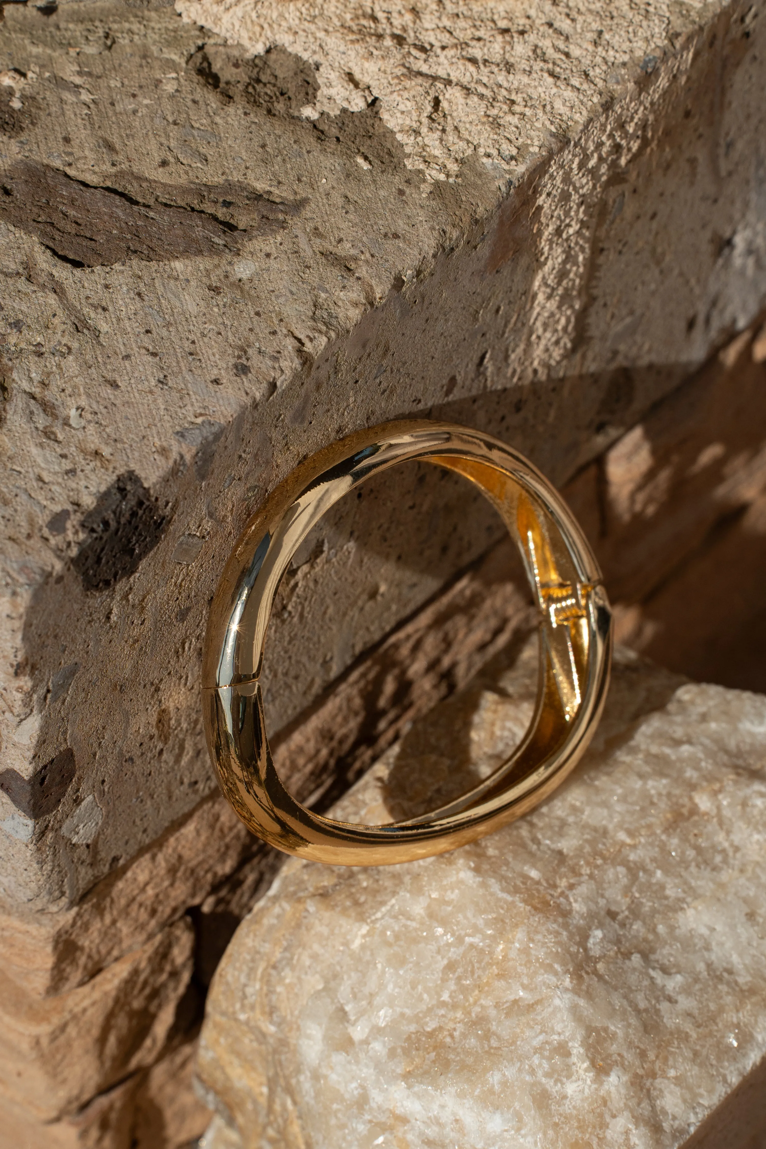 Gold Reign Hinge Bracelet sold by JLUXLABEL product image thumbnail 2