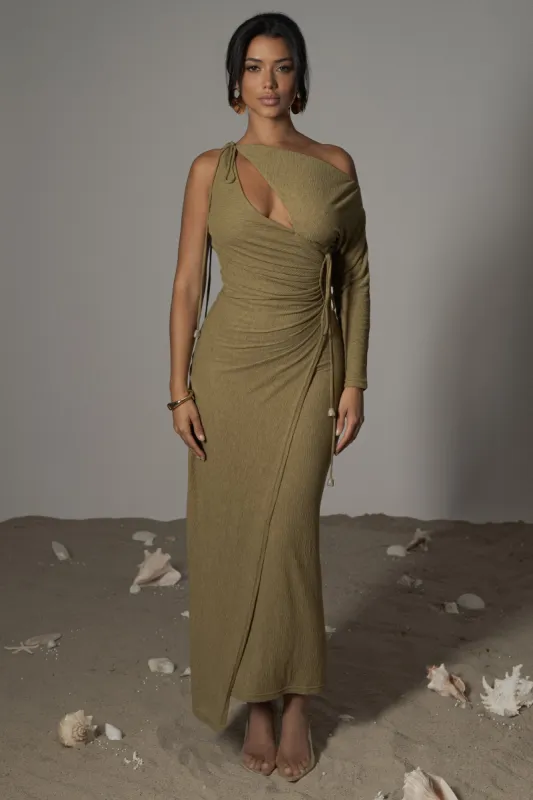 Moss Odelia Crinkled Maxi Dress sold by JLUXLABEL