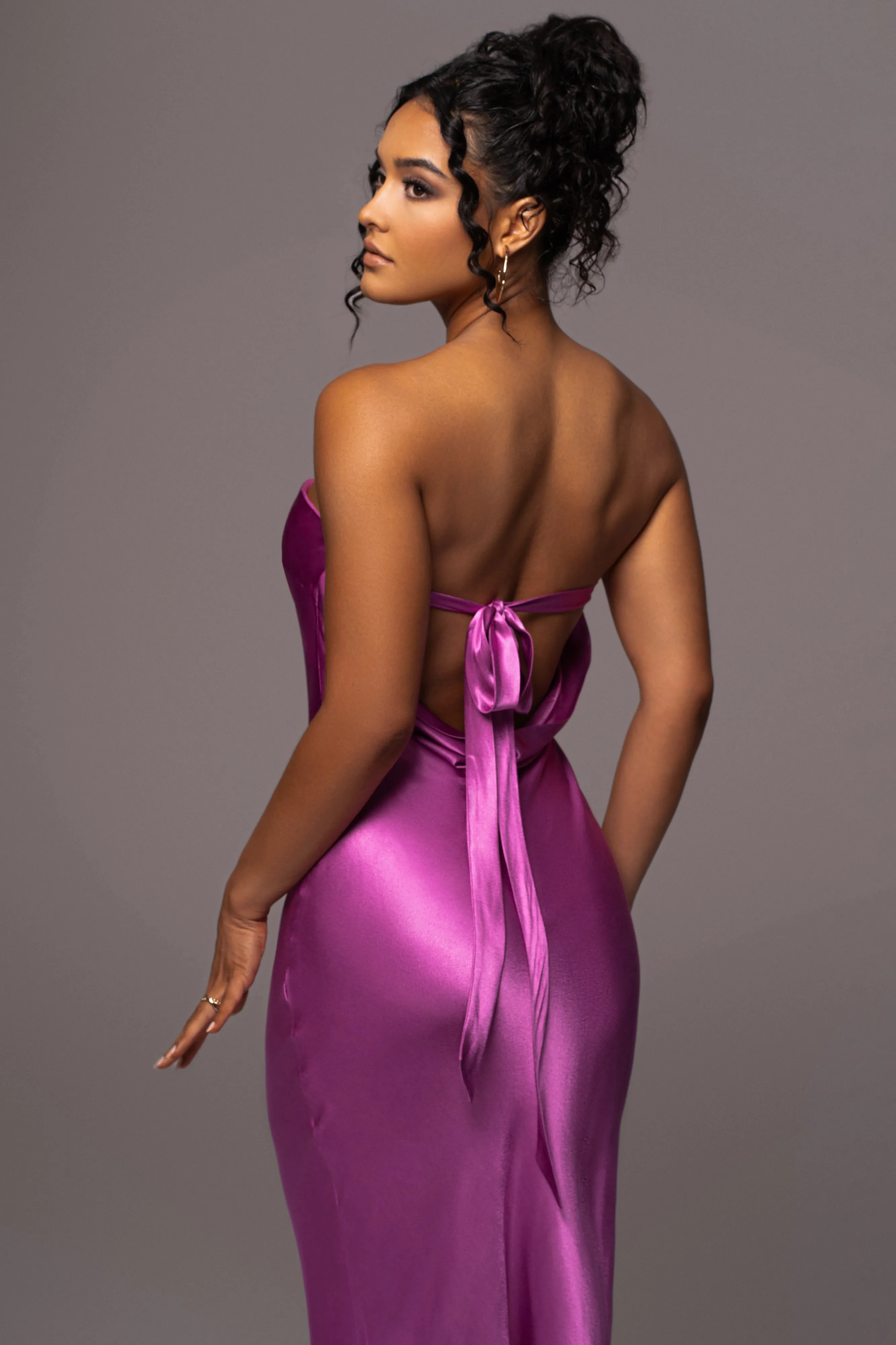 mini dress side boob Savage SIDE-BOOB