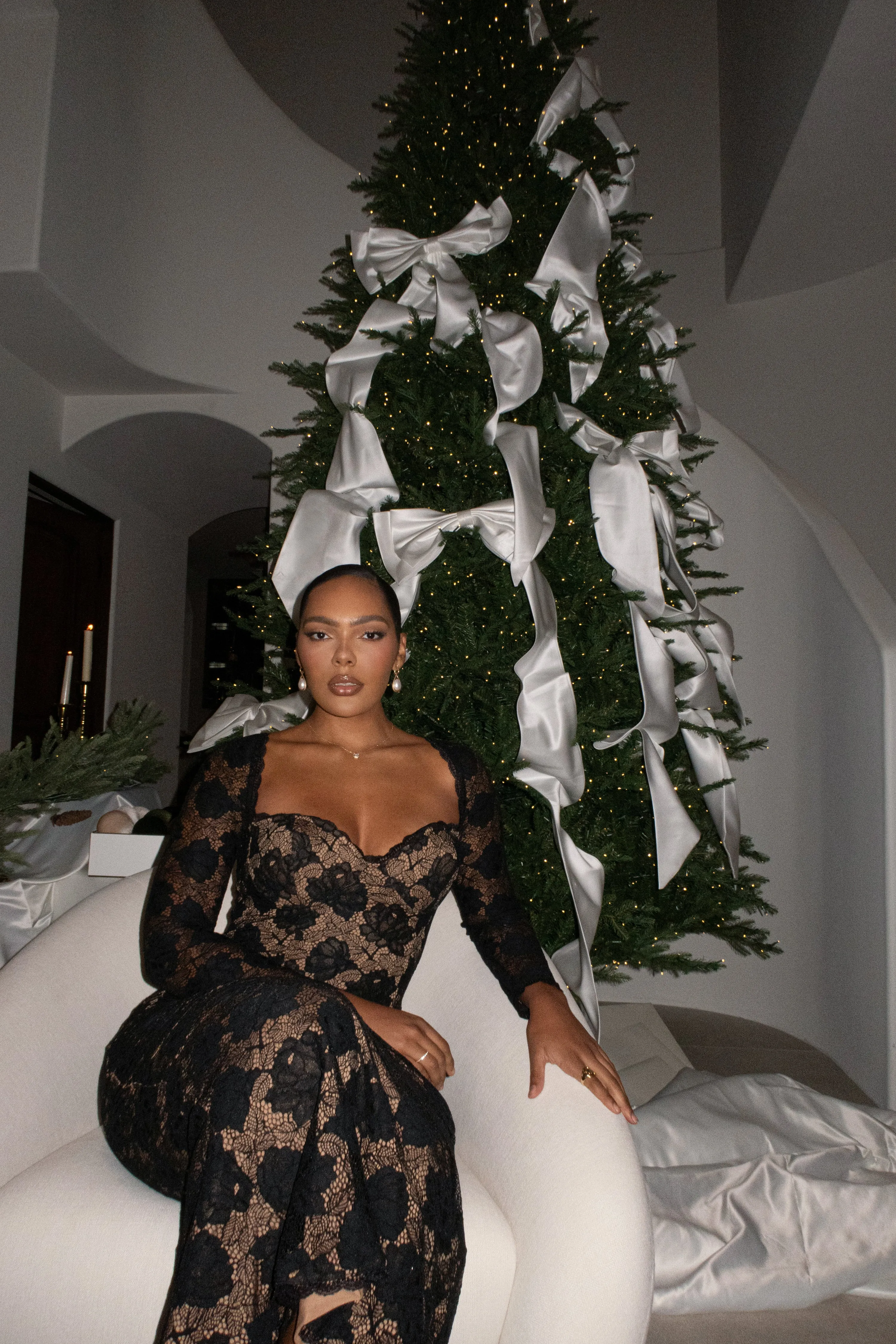 Black Lace Sweetheart Maxi Dress sold by JLUXLABEL product image thumbnail 5