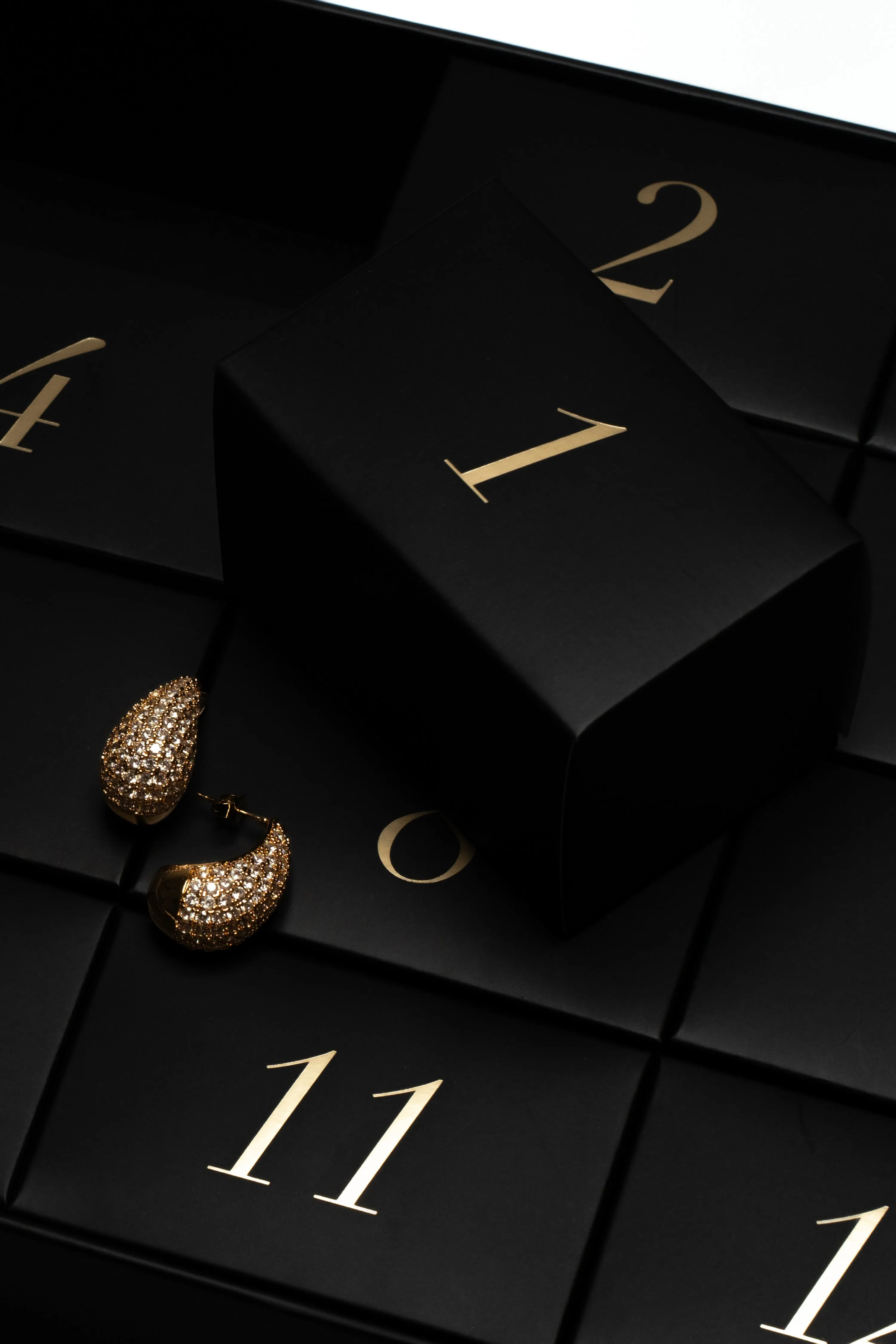 Limited Edition Holiday Advent Calendar sold by JLUXLABEL product image thumbnail 5