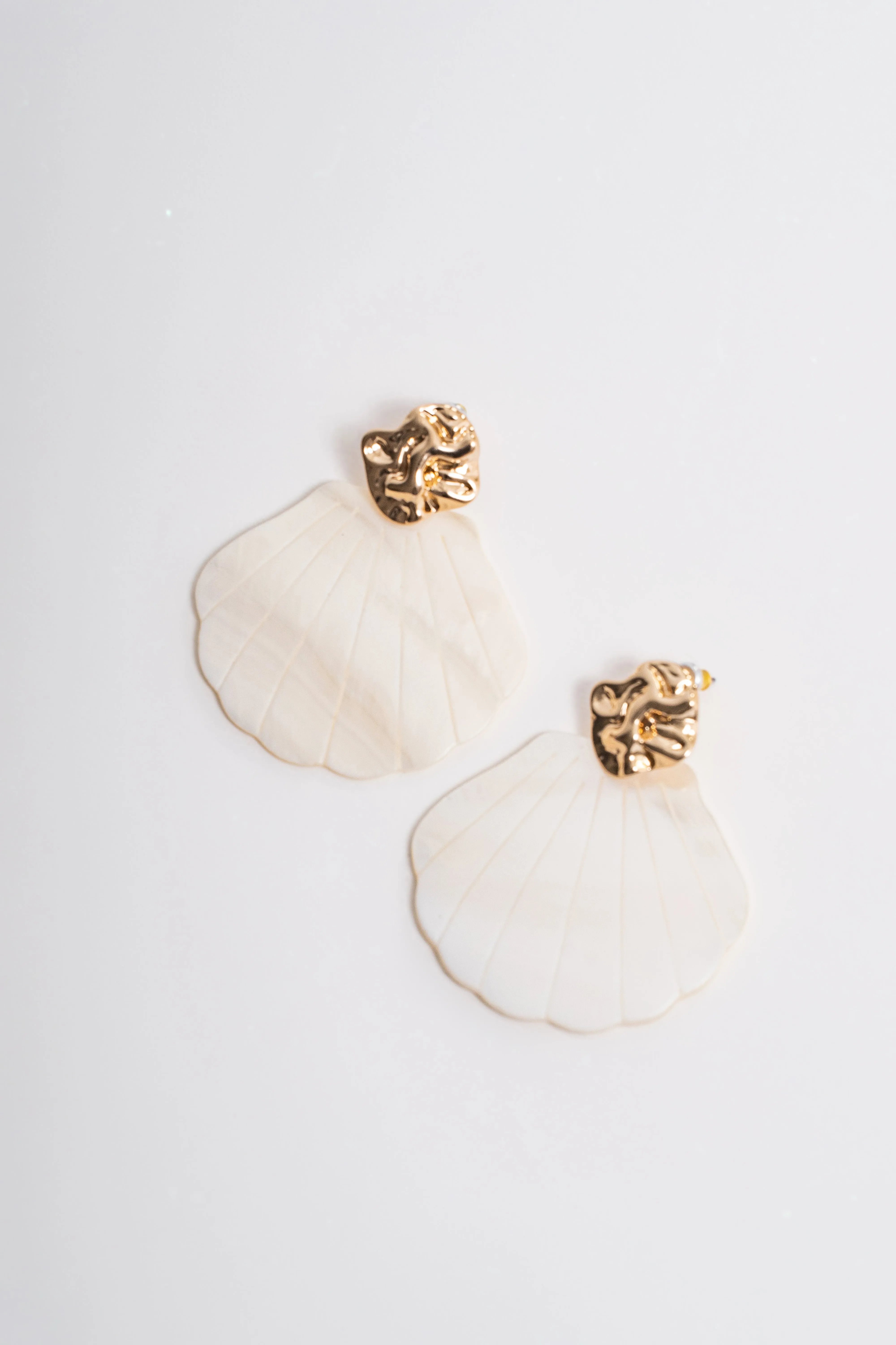 Gold Halo Seashell Earrings sold by JLUXLABEL product image thumbnail 2