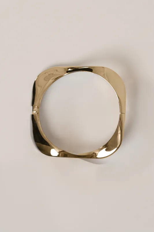 Gold Wavy Hinge Bracelet made by JLUXLABEL
