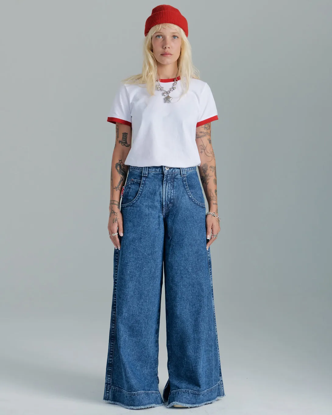 W Destroyer. 32”. Dark Stone. sold by JNCO