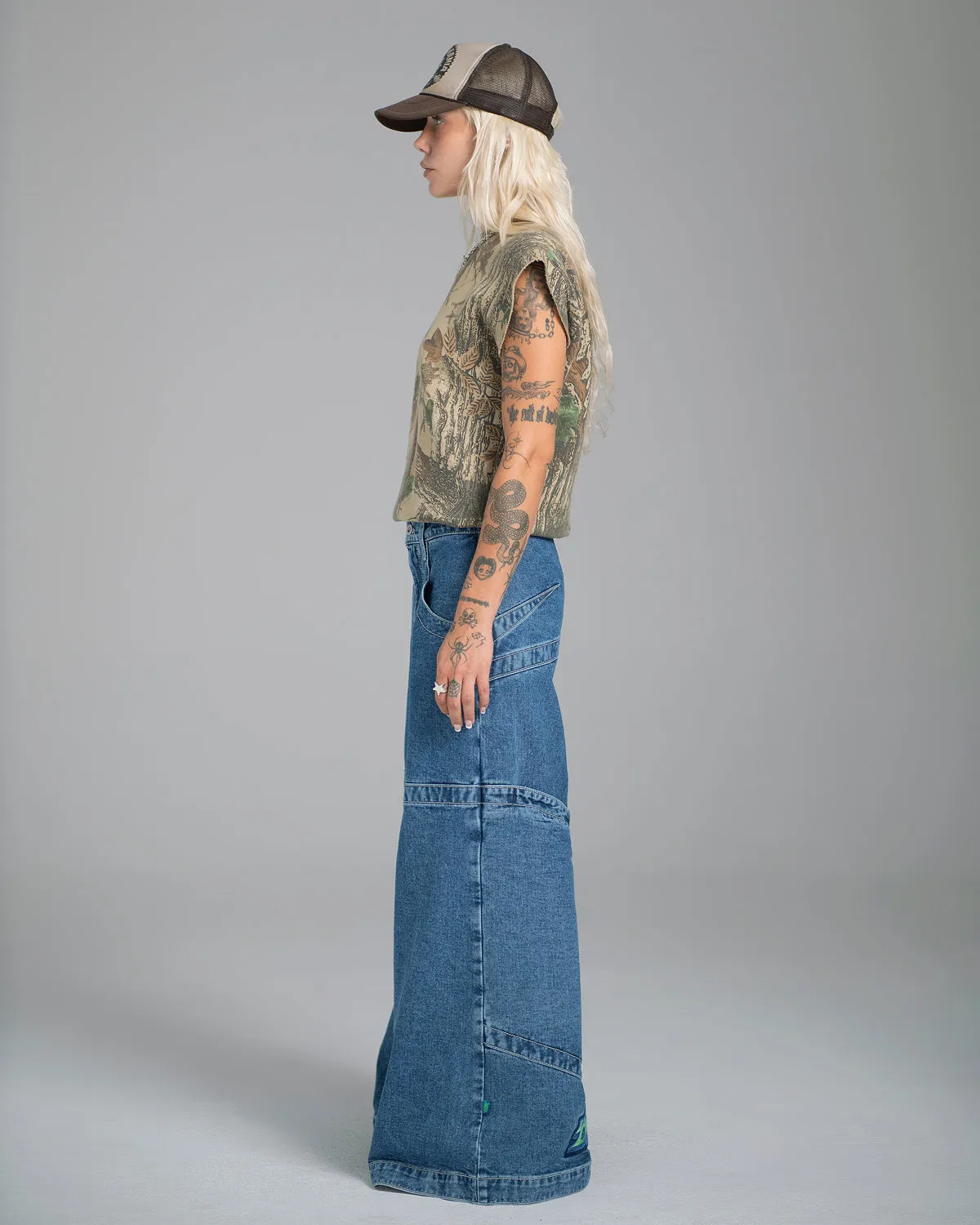 W Hangin'. 34". Dark Stone. sold by JNCO product image thumbnail 5