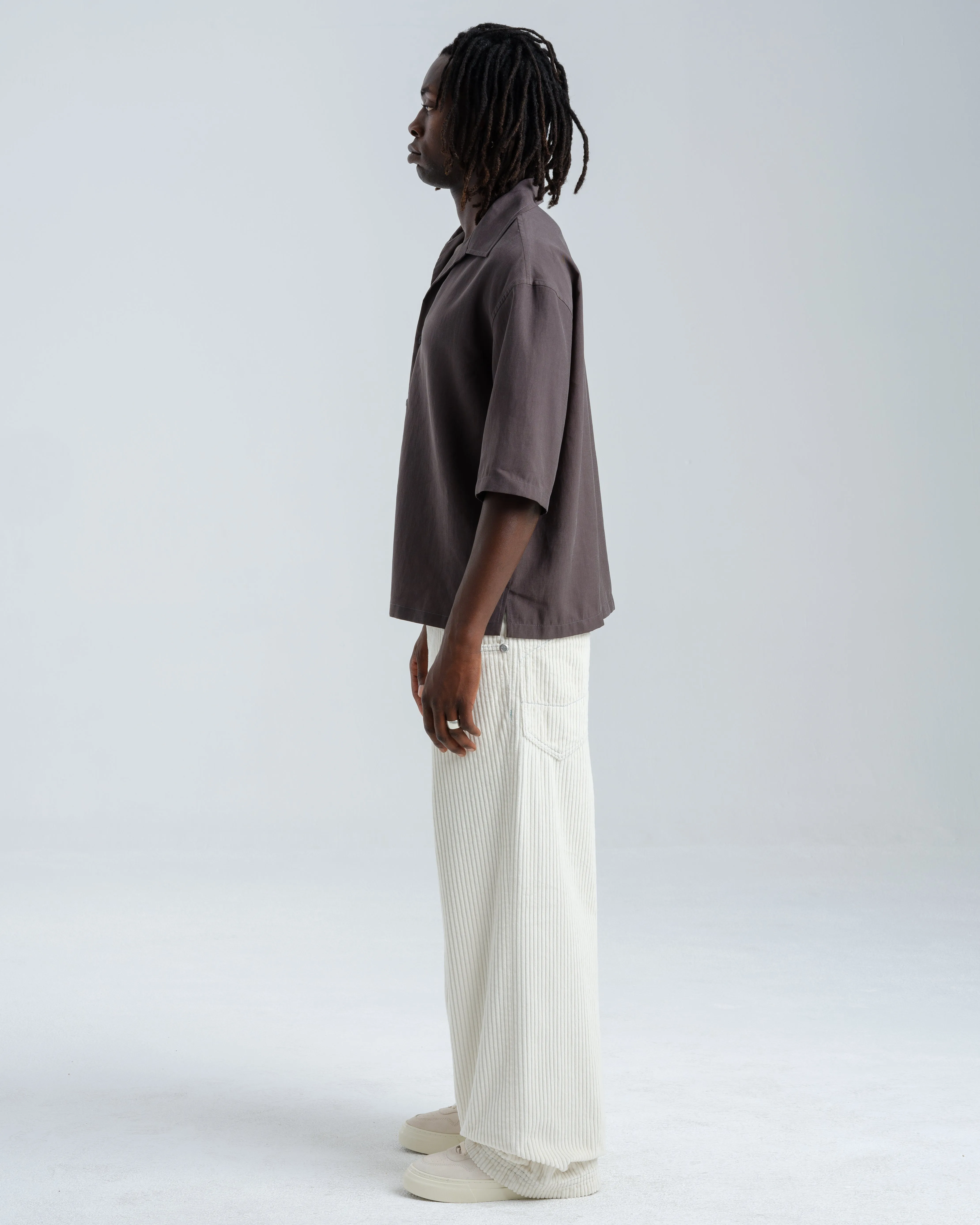1179 Easy Wide Pipes. 23". 4 Wale Corduroy. Tofu. sold by JNCO product image thumbnail 4