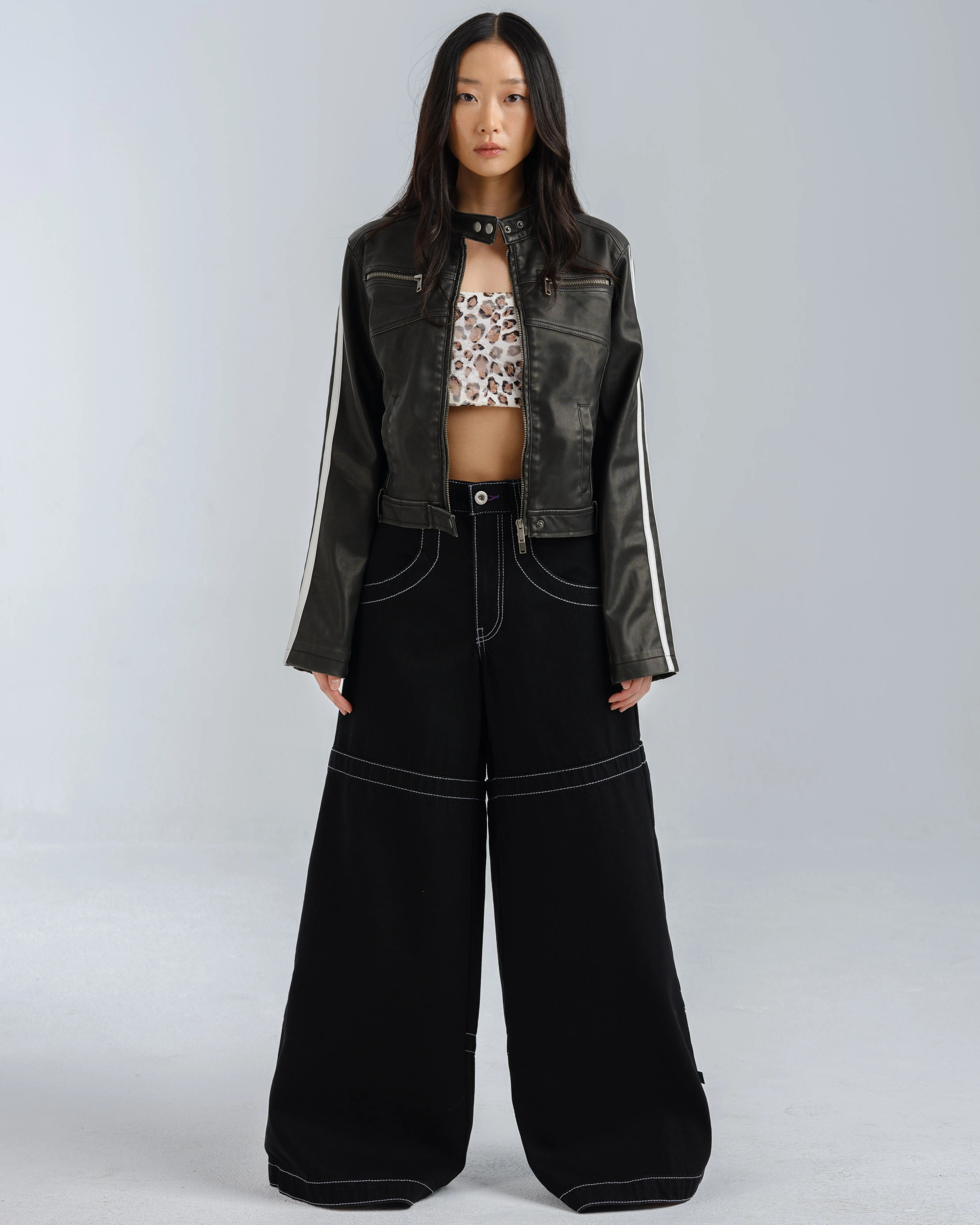 W Hangin'. 34". Jet Black. sold by JNCO