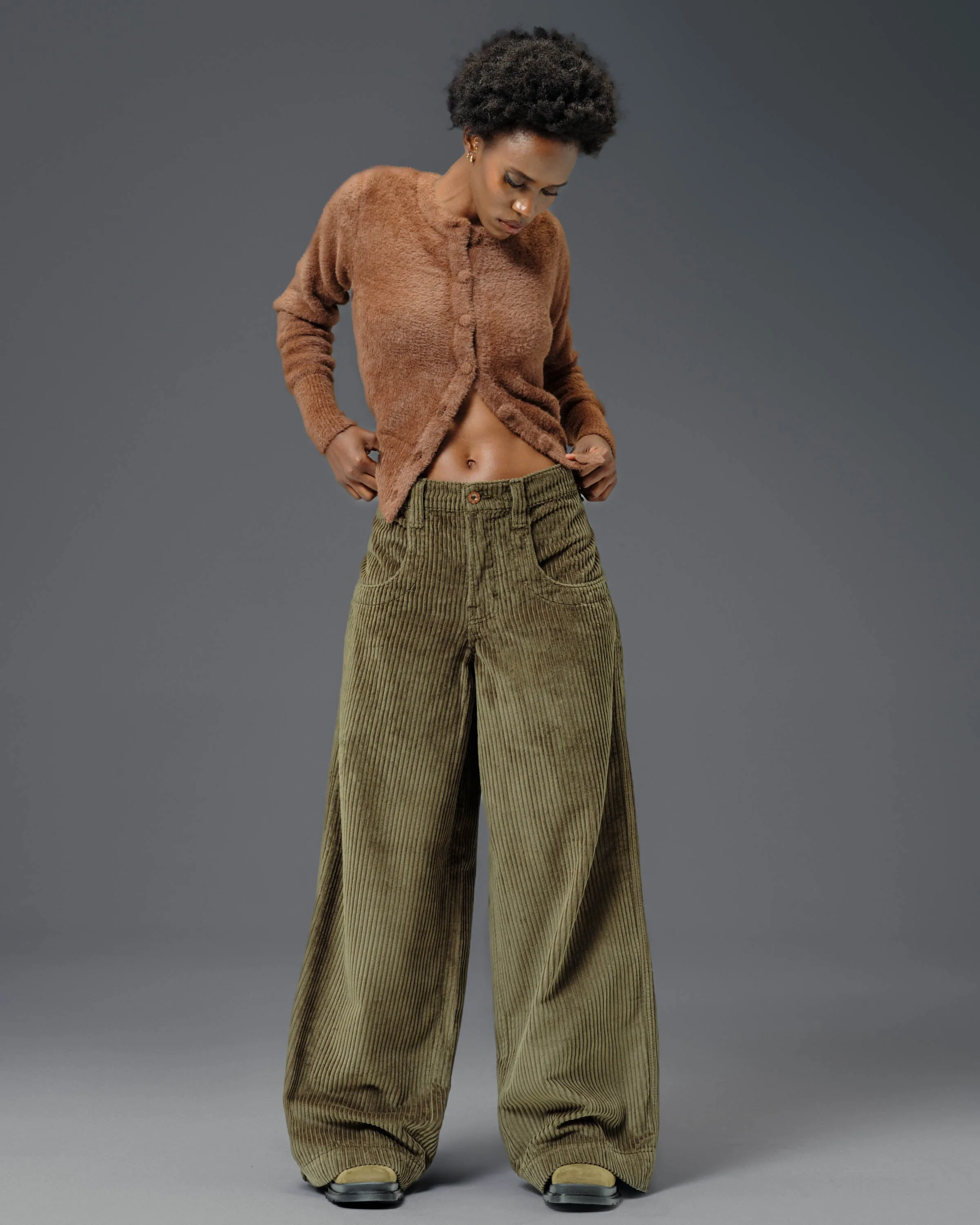 W101 Twin Cannon. 26". 4 Wale Corduroy. Moss. NEW sold by JNCO product image thumbnail 2