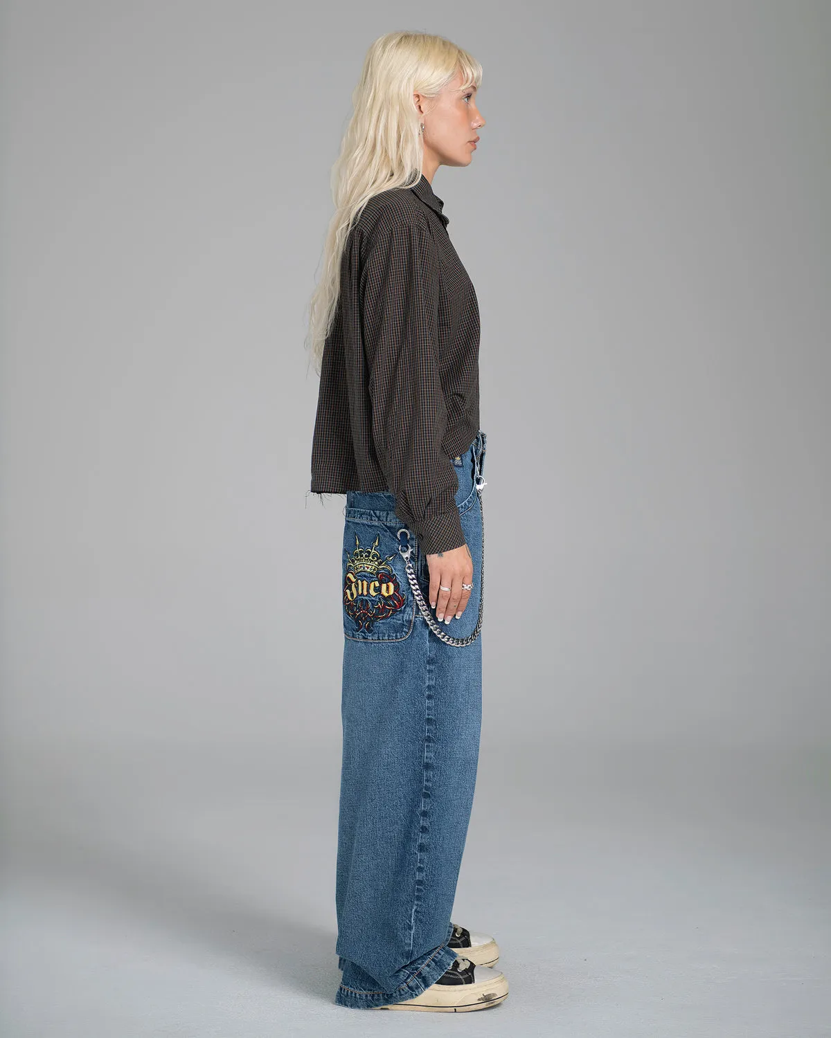 W Royal. 23". Hand-Sand Dark Stone. sold by JNCO product image thumbnail 4