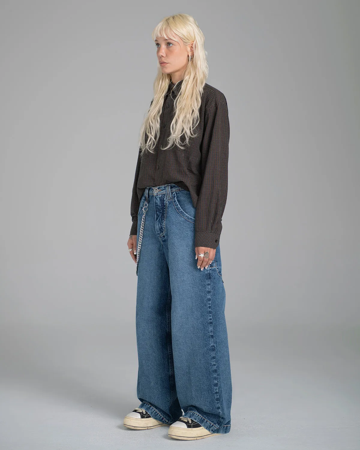 W Royal. 23". Hand-Sand Dark Stone. sold by JNCO product image thumbnail 3