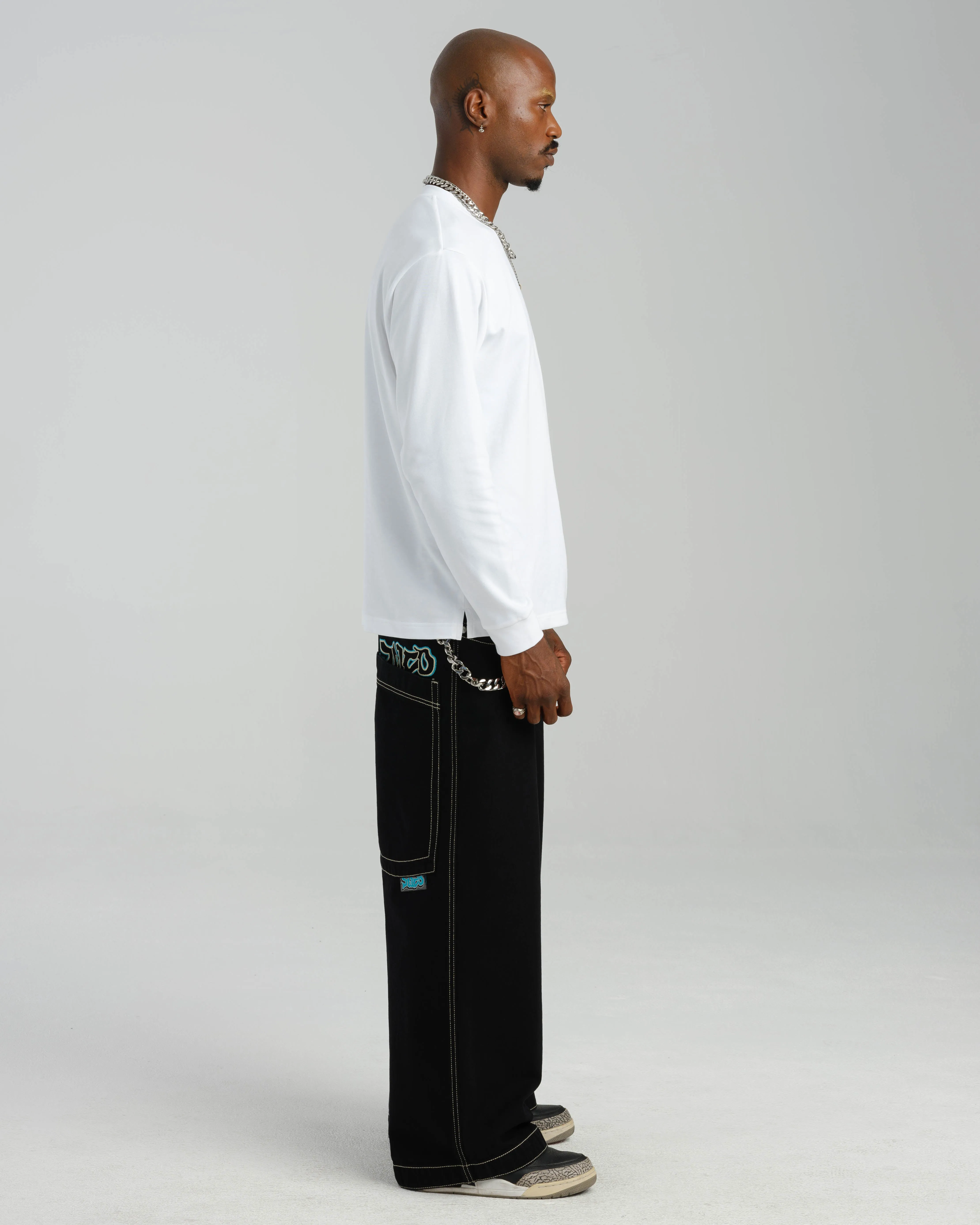 Artistical Uprising. 26". Jet Black. sold by JNCO product image thumbnail 5