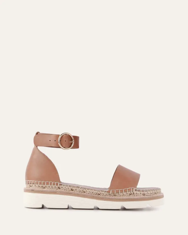 IVY FLAT SANDALS TAN LEATHER sold by Jo Mercer