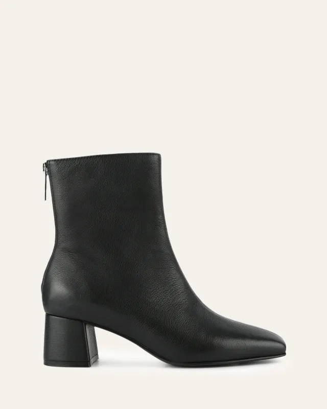 NORI MID ANKLE BOOTS BLACK LEATHER sold by Jo Mercer
