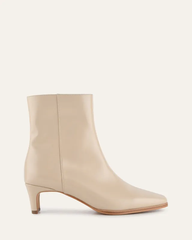 OTIS MID ANKLE BOOTS SAND LEATHER sold by Jo Mercer