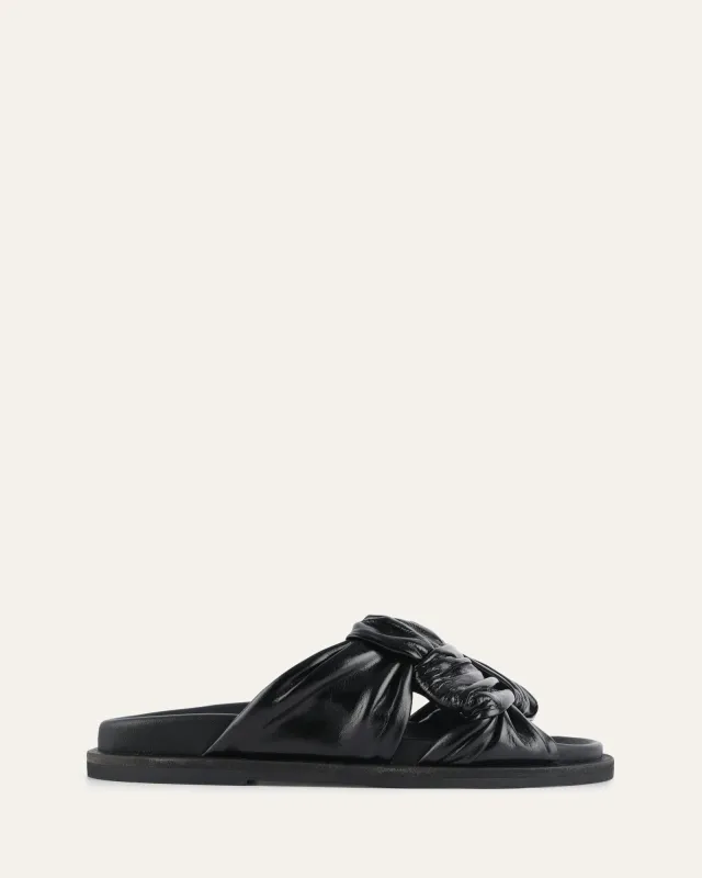 OLLIE FLAT SANDALS BLACK LEATHER sold by Jo Mercer