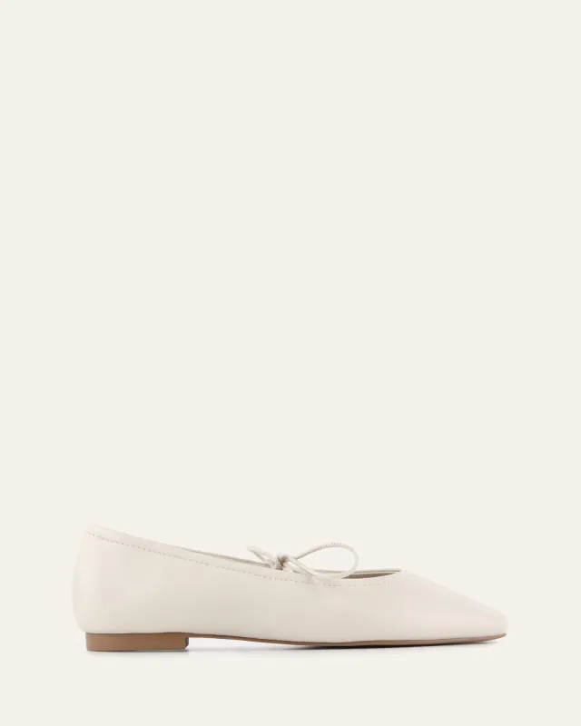 PETAL CASUAL FLATS OFF WHITE LEATHER sold by Jo Mercer