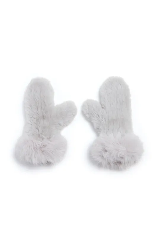 The Catamount Gloves Ivory sold by jocelyn