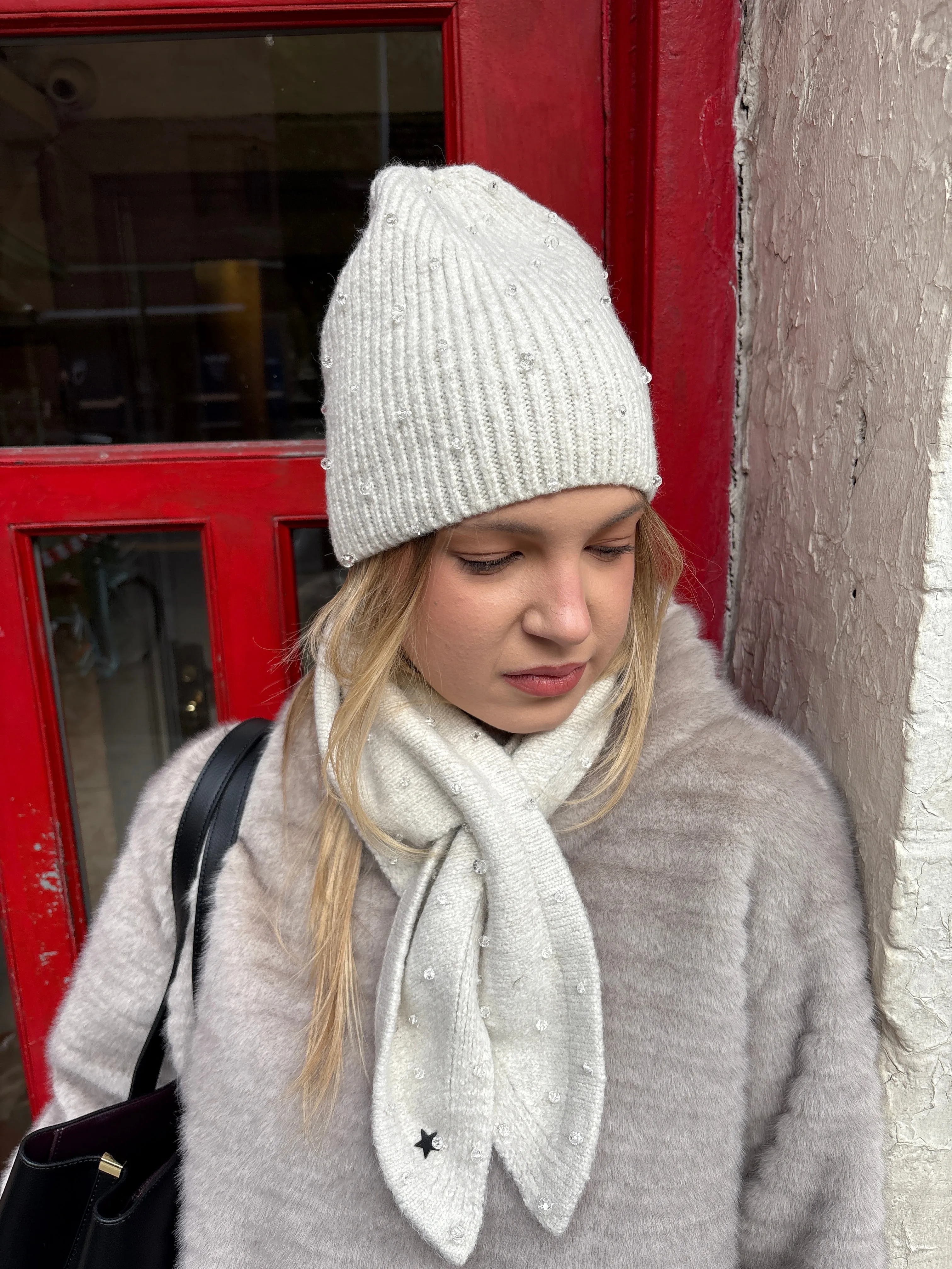 The Chamonix Knit Hat Ivory sold by jocelyn product image thumbnail 2