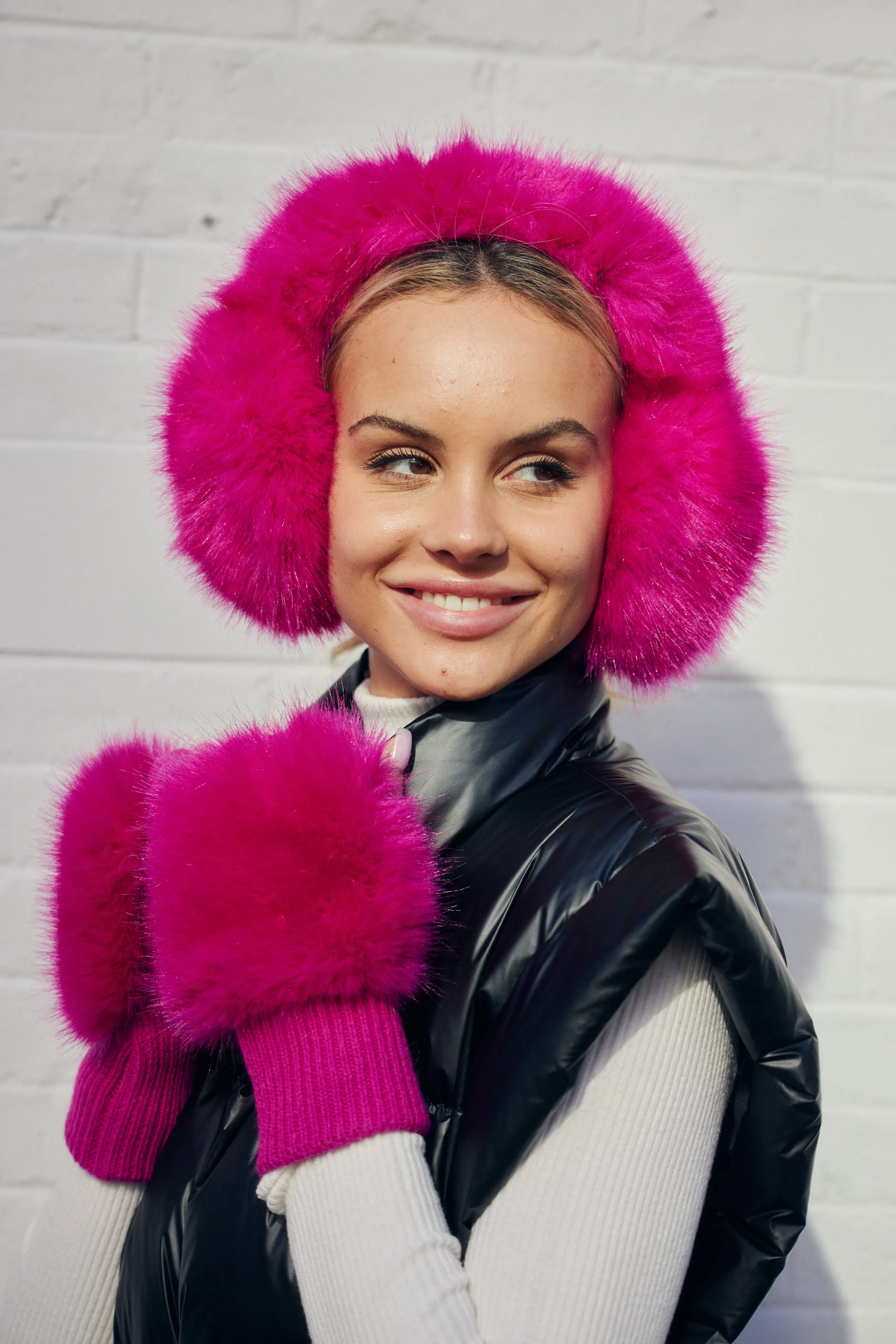 Kush Mittens Hot Pink sold by jocelyn product image thumbnail 2