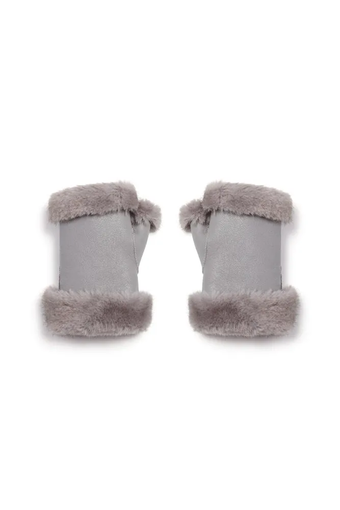 The Grey Gstaad Gloves sold by jocelyn