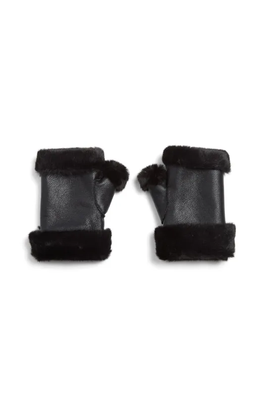 The Black Gstaad Gloves made by jocelyn