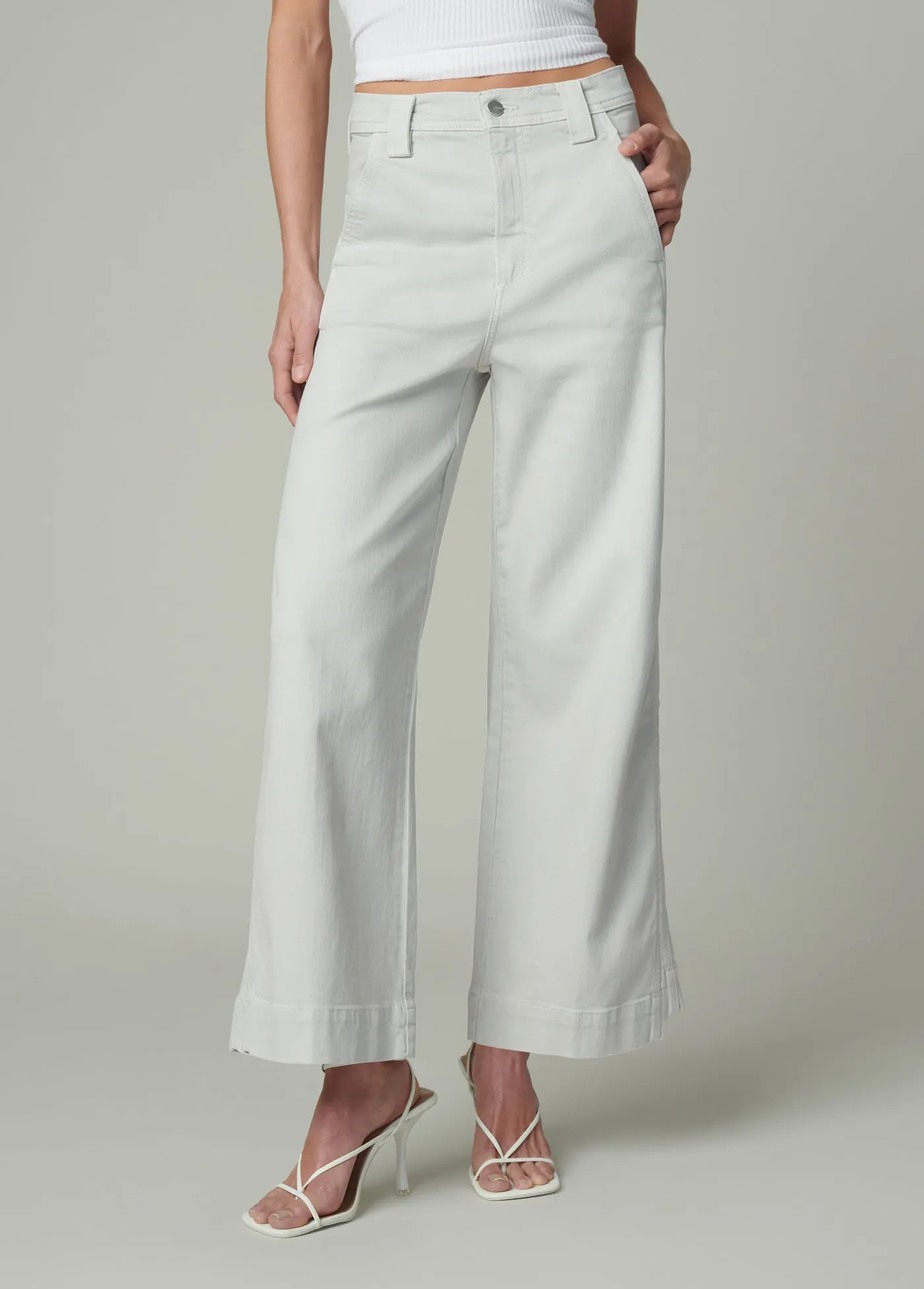 THE AVERY sold by Joe's Jeans