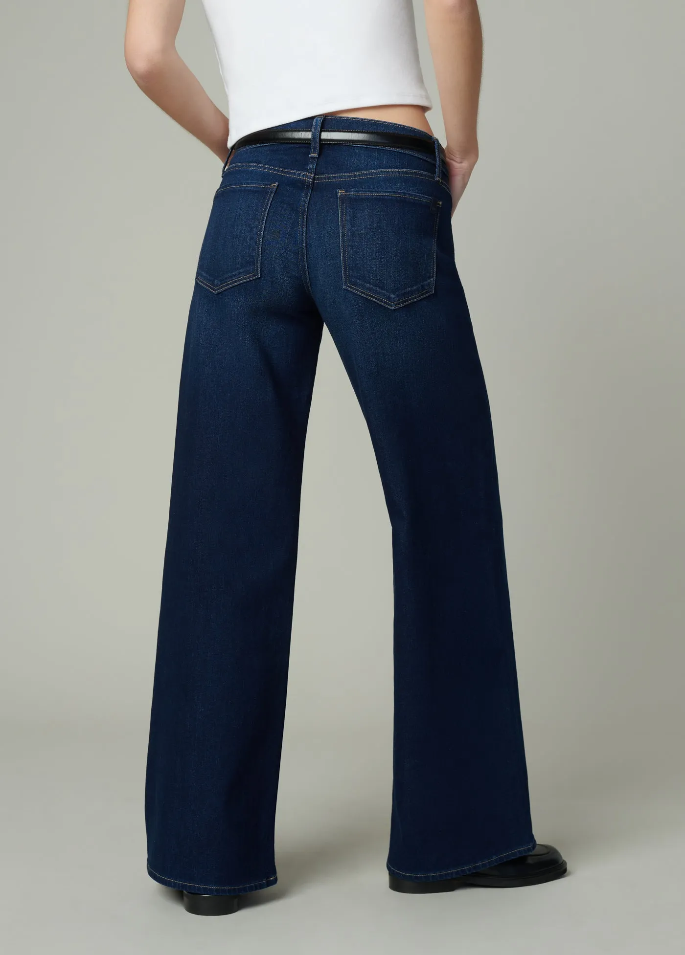 THE LOU LOU sold by Joe's Jeans product image thumbnail 4