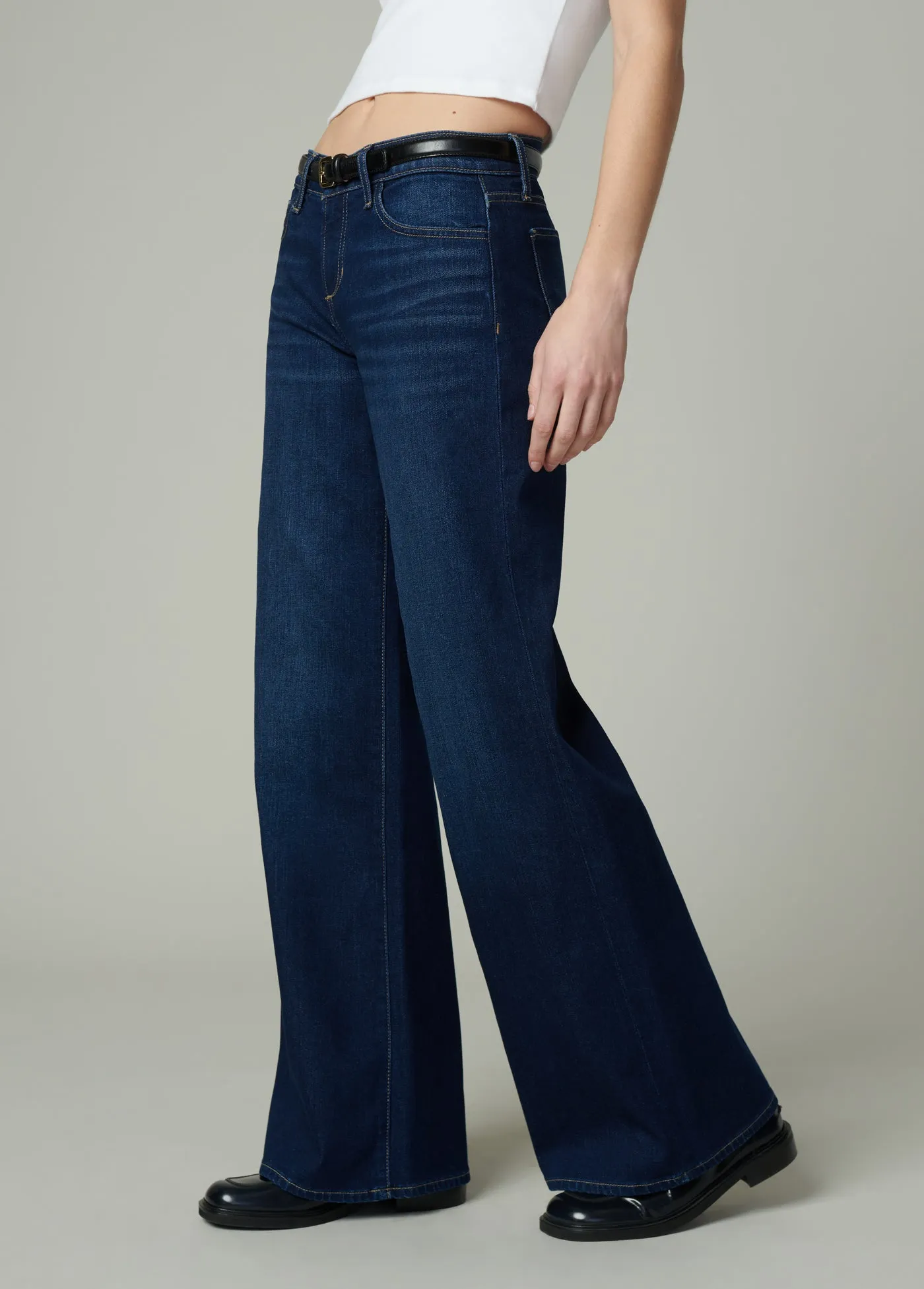 THE LOU LOU sold by Joe's Jeans product image thumbnail 3