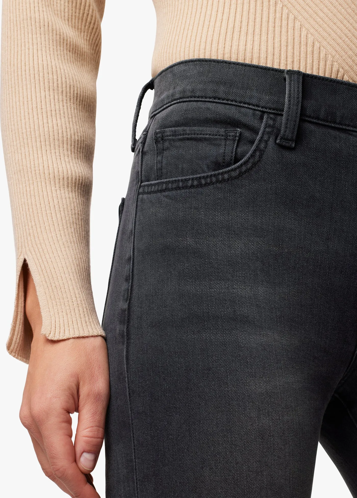 THE RUNWAY LUNA sold by Joe's Jeans product image thumbnail 4