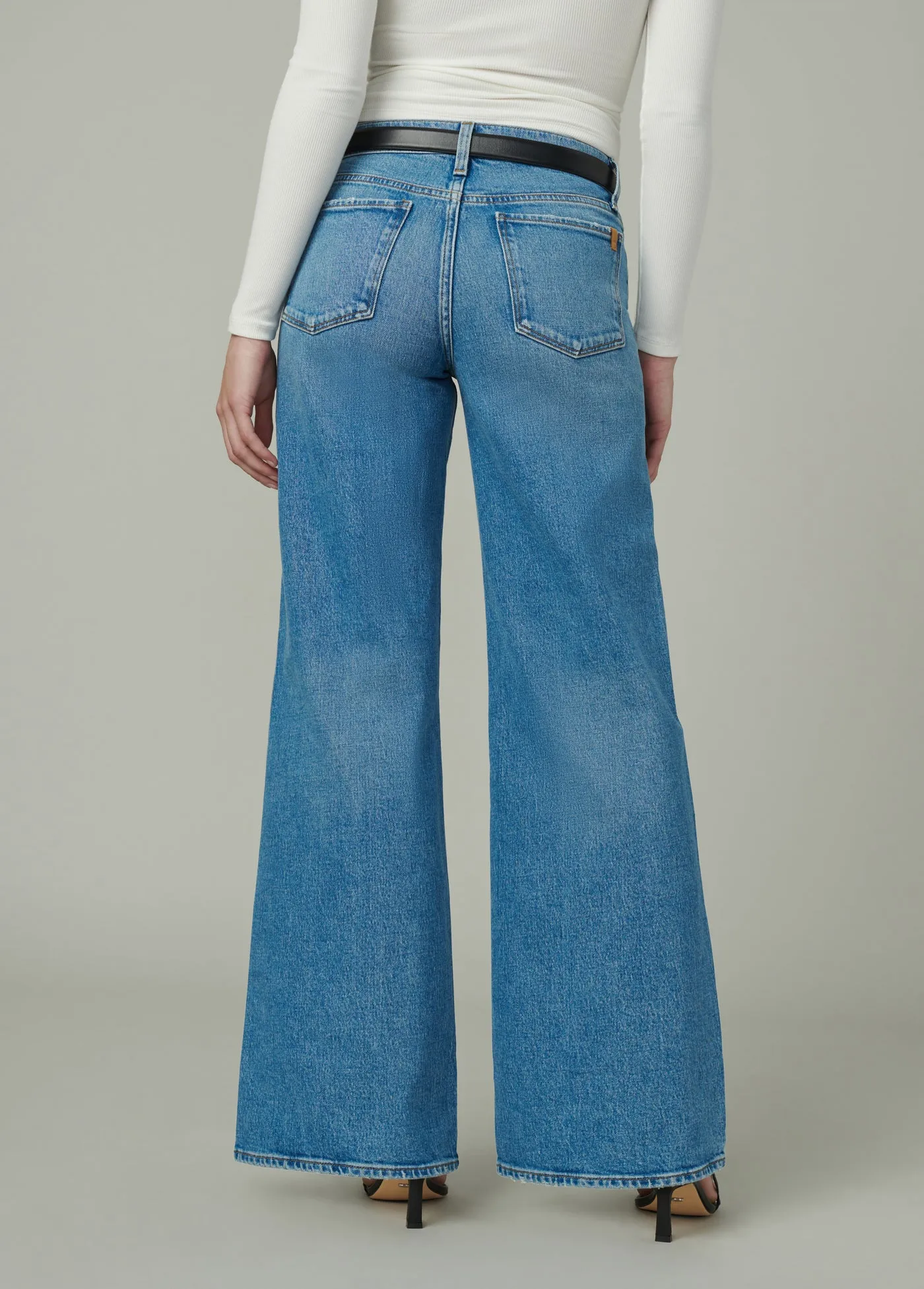 THE LOU LOU sold by Joe's Jeans product image thumbnail 4