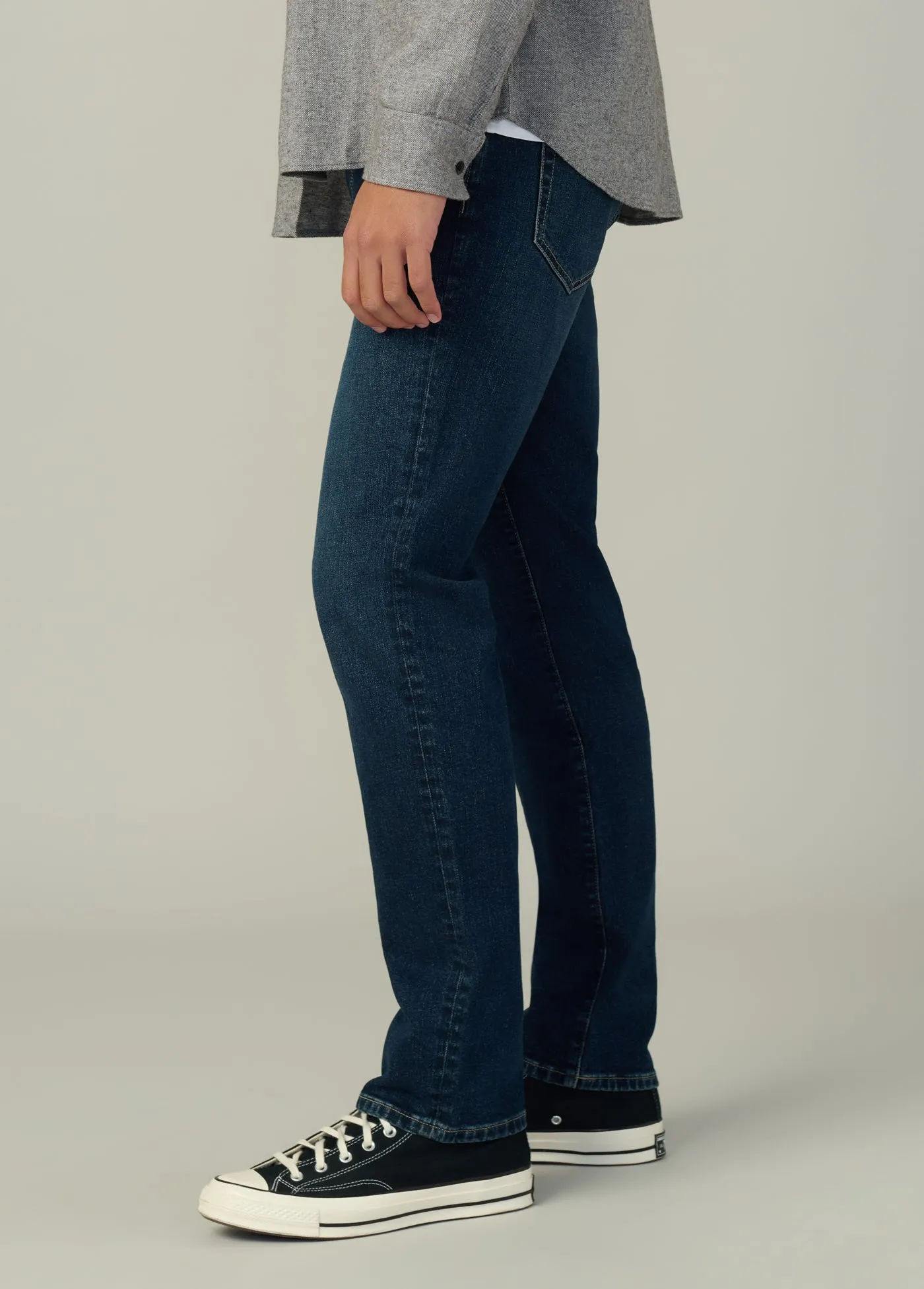 THE BRIXTON 32" sold by Joe's Jeans product image thumbnail 3