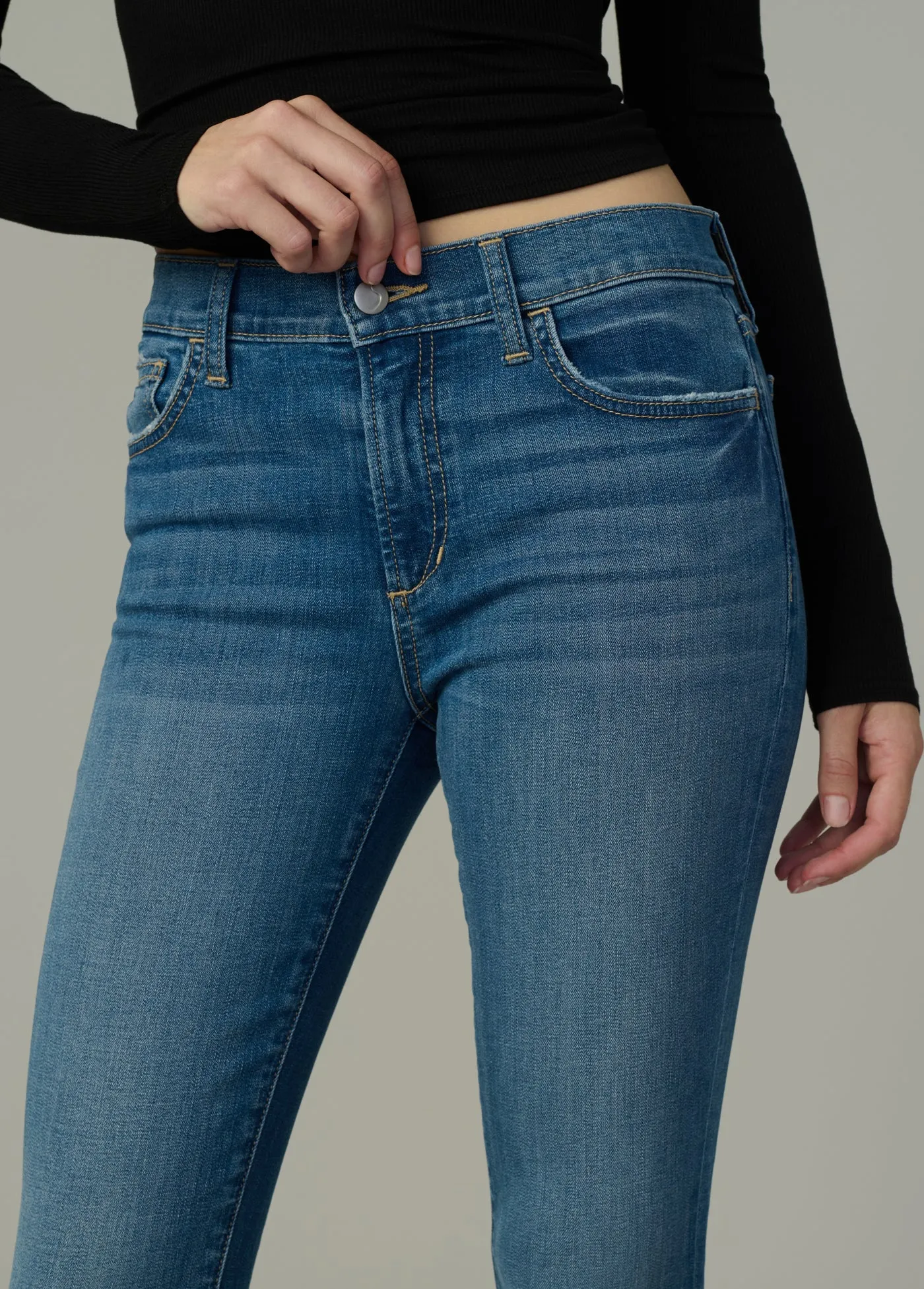 MID RISE SKINNY ANKLE sold by Joe's Jeans product image thumbnail 4